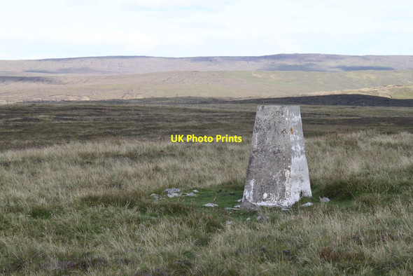 Photo 6"x4" Trig Point Upper Neepaback c2012