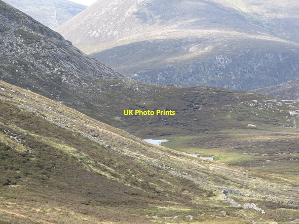 Photo 6"x4" The Binnian Lough corrie on the eastern slopes of Slieve Binnian Attical c2012
