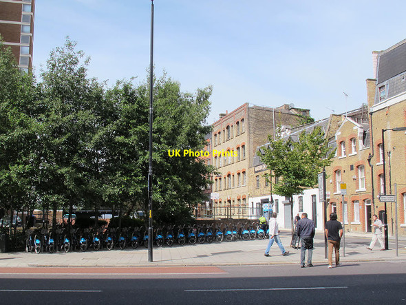 Photo 6"x4" Docking station on Borough High Street London c2012
