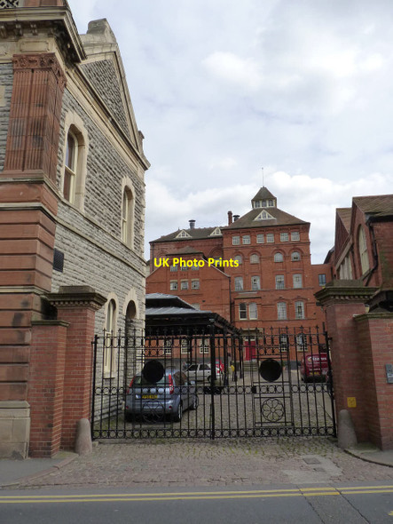 Photo 6"x4" Castle Brewery, the courtyard  Newark-on-Trent c2012