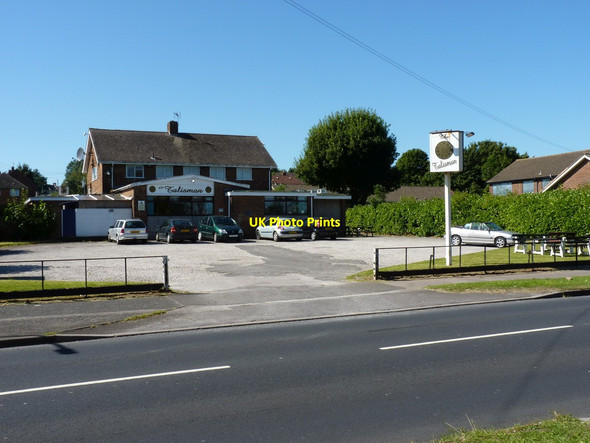 Photo 6"x4" The Talisman Wednesfield c2012