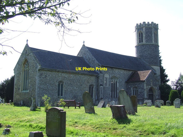 Photo 6"x4" St Remigius Roydon Diss c2012