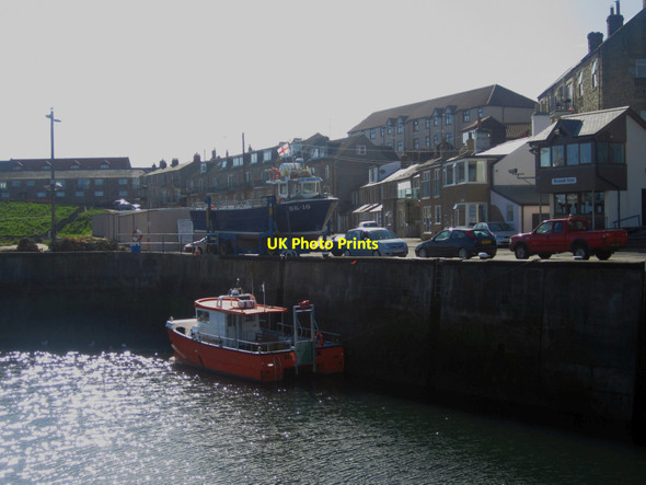 Photo 6"x4" Boats at Seahouses Harbour Seahouses c2012