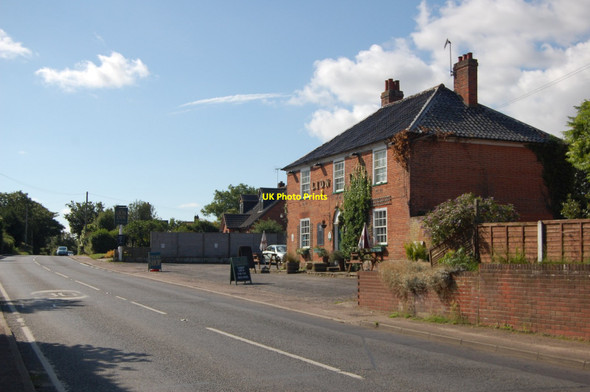 Photo 6"x4" The Lion Inn, Theberton Theberton c2012