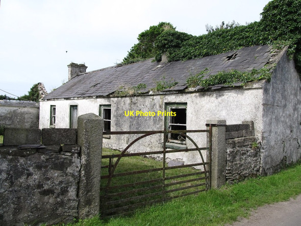 Photo 6"x4" Derelict farm house on Fair Road Greencastle\/J2411 c2012