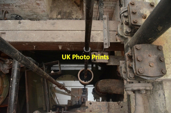 Photo 6"x4" Crofton Pumping Station - Condenser Cistern Crofton\/SU2662 c2012