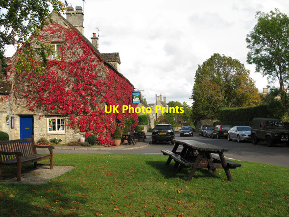 Photo 6"x4" The Swan on Lechlade Road, Southrop Fyfield\/SP2003 c2011