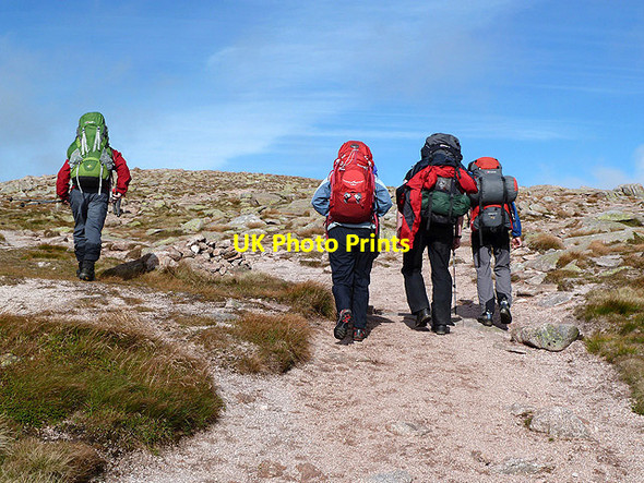 Photo 6"x4" Hill walkers in the Cairngorms Coire an t-Sneachda\/NH9903 c2012