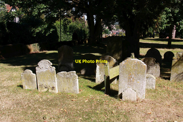 Photo 6"x4" St Mary Magdalene, Great Burstead - Churchyard Billericay c2012