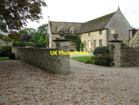 Photo 6"x4" The Coach House from the footpath to the church Broughton Poggs c2011