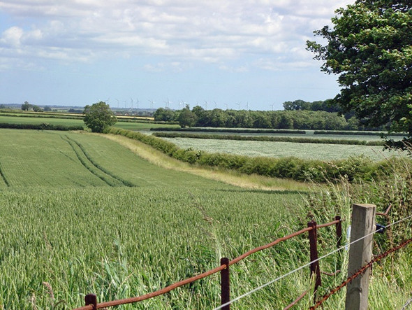 Photo 6"x4" Fields above Brackenborough Little Grimsby c2008
