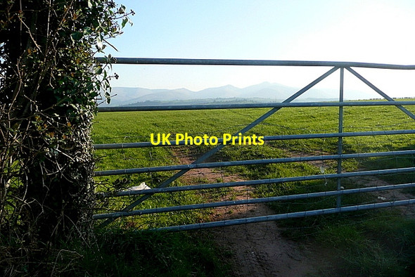 Photo 6"x4" Glimpse of the Brecon Beacons Brecon\/Aberhonddu c2012