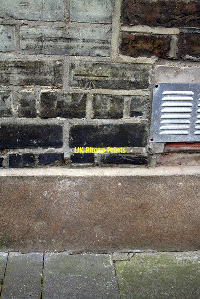 Photo 6"x4" Benchmark on #91 Sinclair Road (Masbro' Road face) Kensington\/TQ2579 c2012