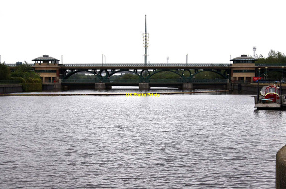 Photo 6"x4" The Tees Barrier Portrack c2012