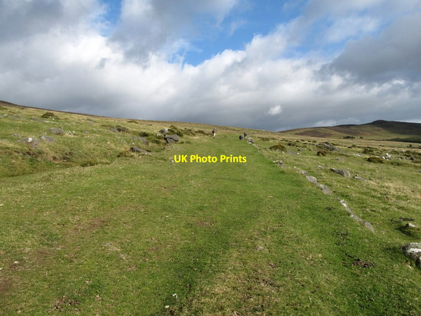 Photo 6"x4" The Tain Way ascending towards Goylin Pass Carlingford c2012