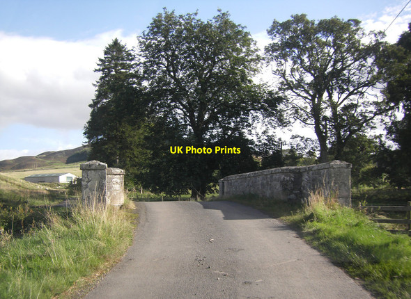 Photo 6"x4" Road crossing bridge near Greenhill Chatto c2012