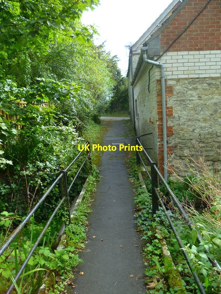 Photo 6"x4" The Orange Way in Wiltshire (31) Mere\/ST8132 c2012