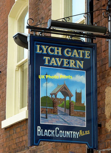 Photo 6"x4" Lych Gate Tavern pub sign, Wolverhampton Wolverhampton c2012