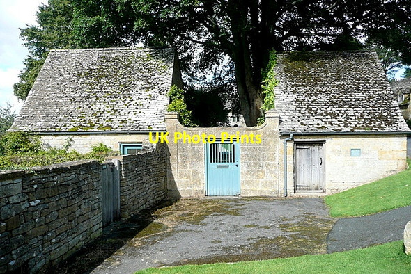 Photo 6"x4" Back entrance to Snowshill Manor Snowshill c2012