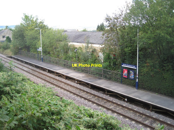 Photo 6"x4" Burnley Manchester Road railway station Burnley c2010 P1