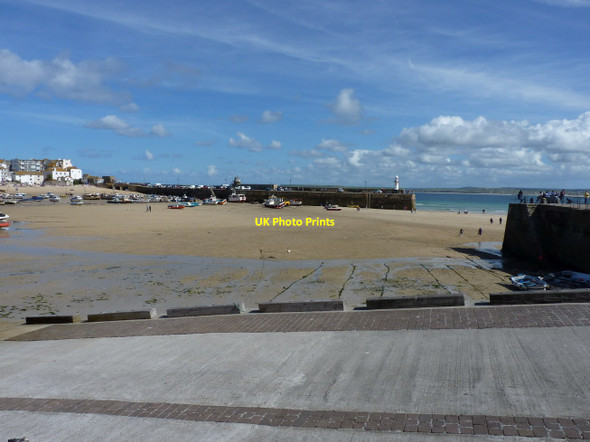 Photo 6"x4" St Ives harbour - tide well out St Ives\/SW5140 c2012