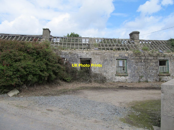 Photo 6"x4" Ruined terrace of labourers' cottages on Brackenagh East Road  Ballymartin c2012