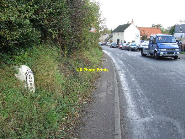 Photo 6"x4" Old Milestone Great Hormead c2012
