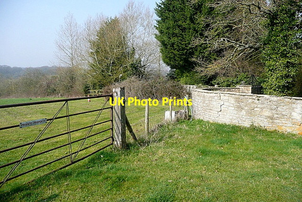 Photo 6"x4" Pear Tree Farm Church Hanborough c2012