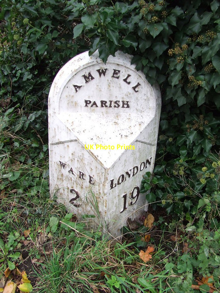 Photo 6"x4" Old Milepost Ware\/TL3614 c2012