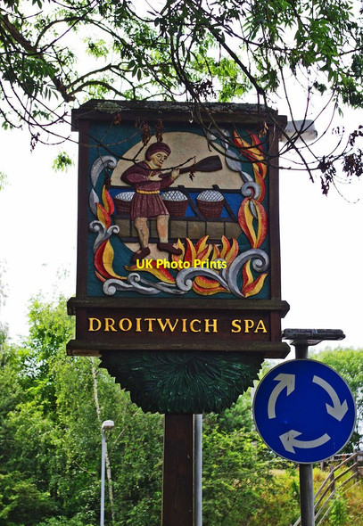 Photo 6"x4" Town sign, Hanbury Road, Droitwich Spa Droitwich c2011