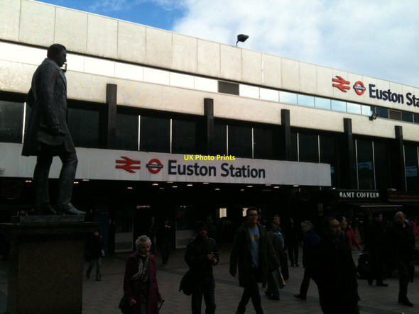 Photo 6"x4" On the way to work London c2012