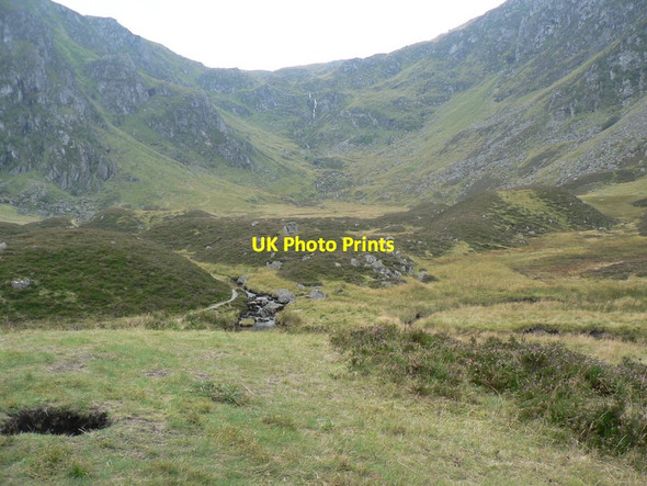 Photo 6"x4" The Corrie of Fee Acharn\/NO2876 c2012