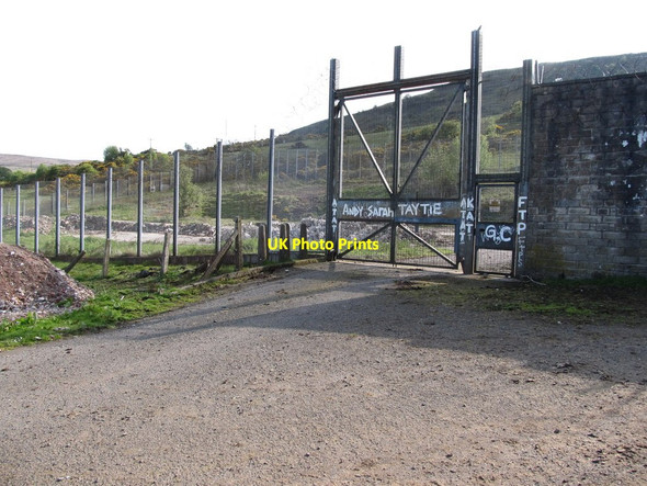 Photo 6"x4" The gate of the former SIGINT base above Glencairn Road Clady\/J2578 c2012