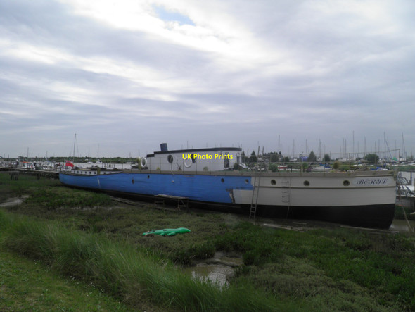 Photo 6"x4" Benfleet Creek Canvey Island c2012