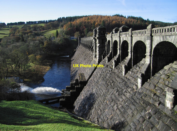 Photo 6"x4" Lake Vyrnwy Dam Llanwddyn c2012