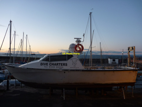 Photo 6"x4" Coastal East Lothian : Pegasus at North Berwick Harbour North Berwick c2012