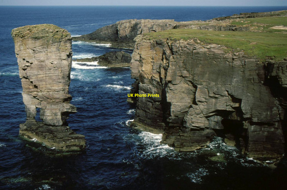Photo 6"x4" Castle of Yesnaby Yesnaby c1995