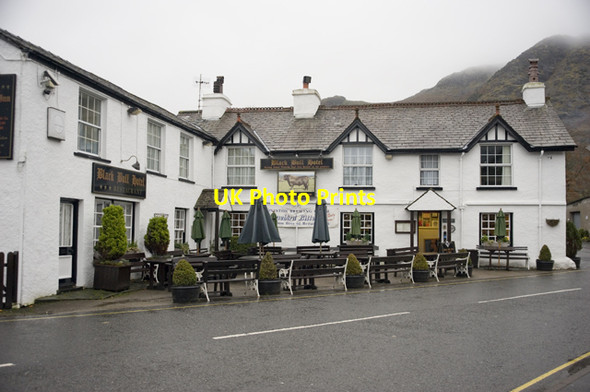 Photo 6"x4" The Black Bull Hotel, Coniston Cat Bank c2012