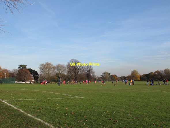 Photo 6"x4" Sunday football Eltham c2012