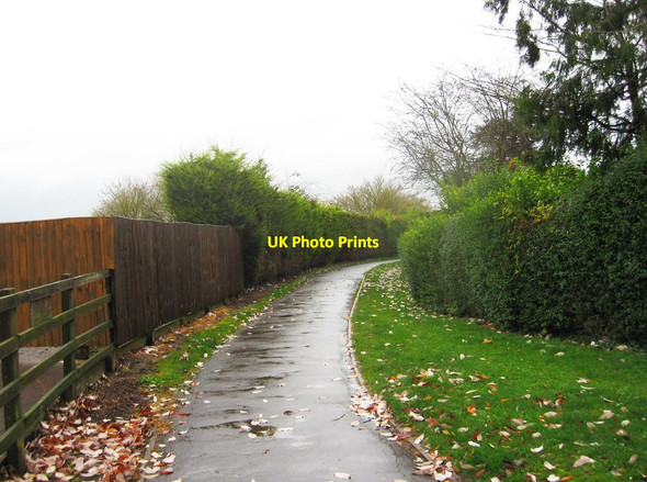 Photo 6"x4" Footpath from Gloucester Road Car Park to Victoria Gardens, Tewkesbury Tewkesbury c2012