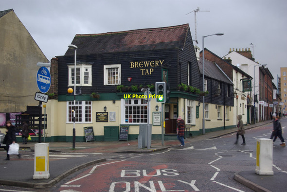 Photo 6"x4" Brewery Tap, Luton Luton\/TL0921 c2012