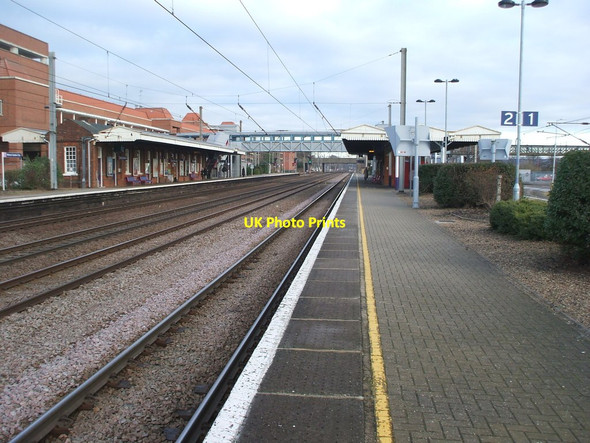 Photo 6"x4" Welwyn Garden City railway station, Hertfordshire Welwyn Garden City c2008