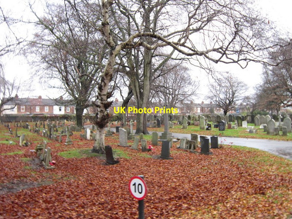 Photo 6"x4" Western Cemetery, Hull Kingston upon Hull c2012