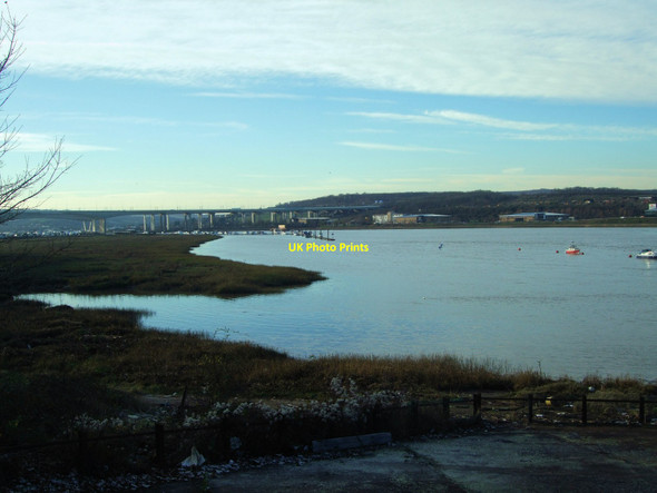 Photo 6"x4" River Medway estuary Rochester\/TQ7268 c2012