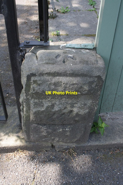 Photo 6"x4" Benchmark on end of party wall of #39\/#41 Dragon Parade Harrogate c2012