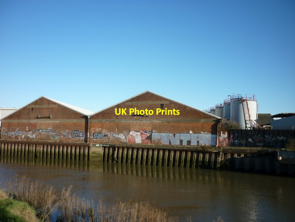 Photo 6"x4" Buildings along the River Hull Kingston upon Hull c2012