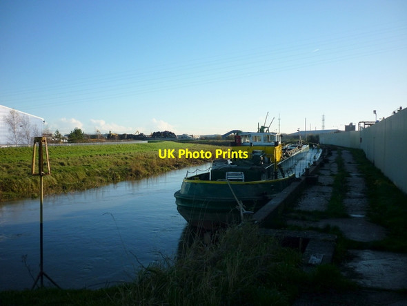 Photo 6"x4" The Paragon at berth on the River Hull Kingston upon Hull c2012 P1
