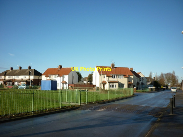 Photo 6"x4" 4th Avenue from Lissett Grove, Hull Kingswood\/TA0834 c2012