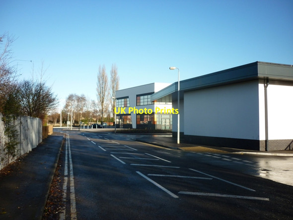 Photo 6"x4" The Thomas Ferens Academy on Hall Road, Hull Kingswood\/TA0834 c2012