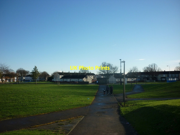 Photo 6"x4" Looking towards Hall Road, Orchard Park Estate Cottingham\/TA0432 c2012